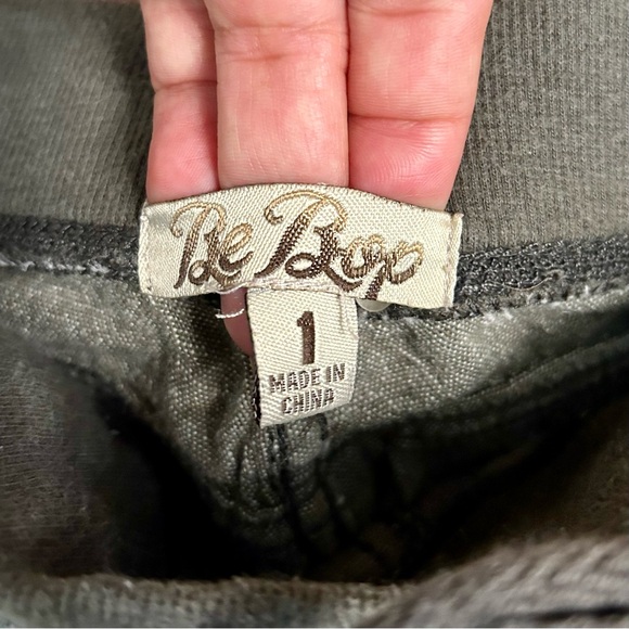 BeBop Olive Green Drawstring Bermuda Shorts | Size 1 | - Picture 4 of 9